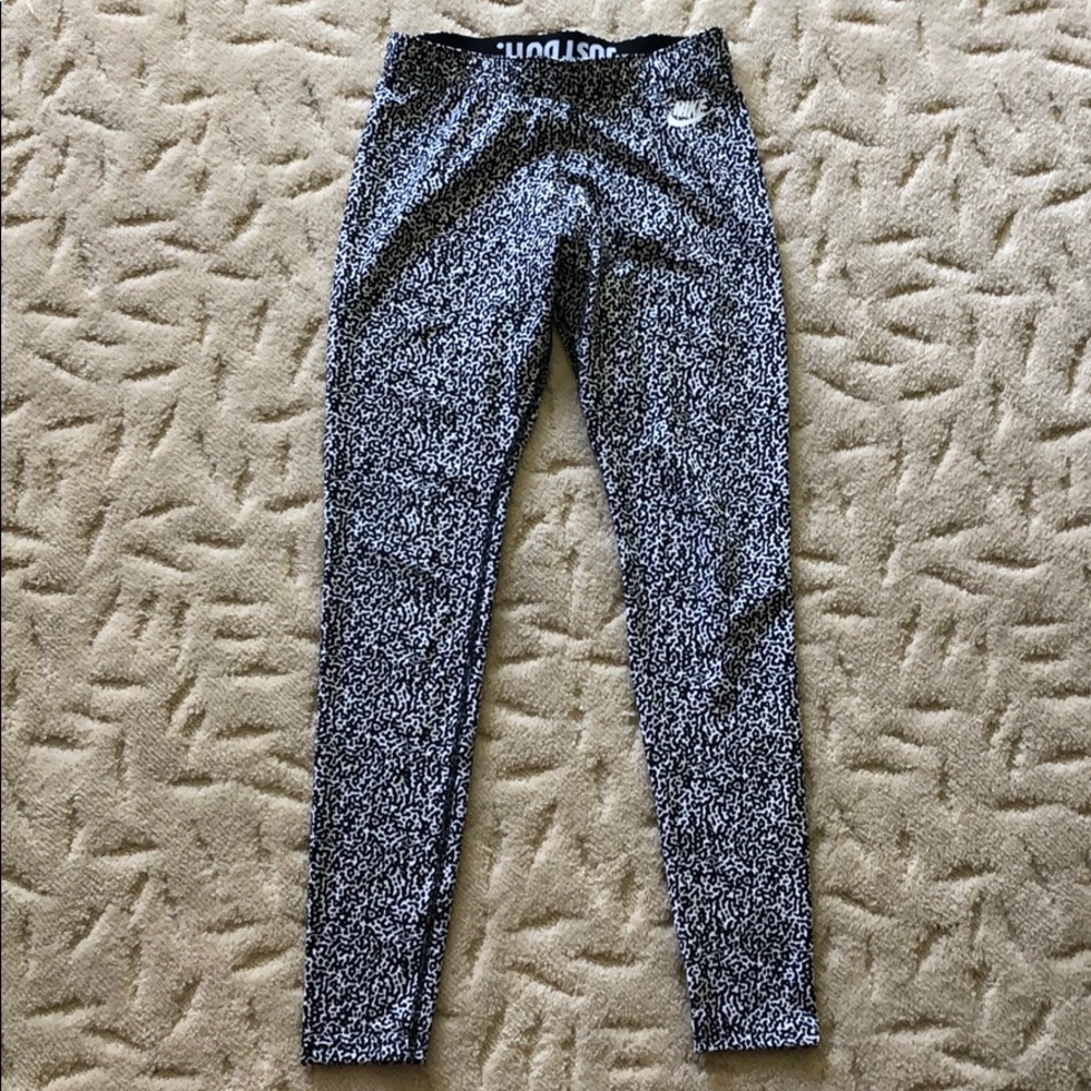 Nike ankle-length legging